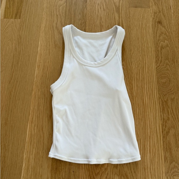 Alo White Ribbed Tank Top - Picture 1 of 2